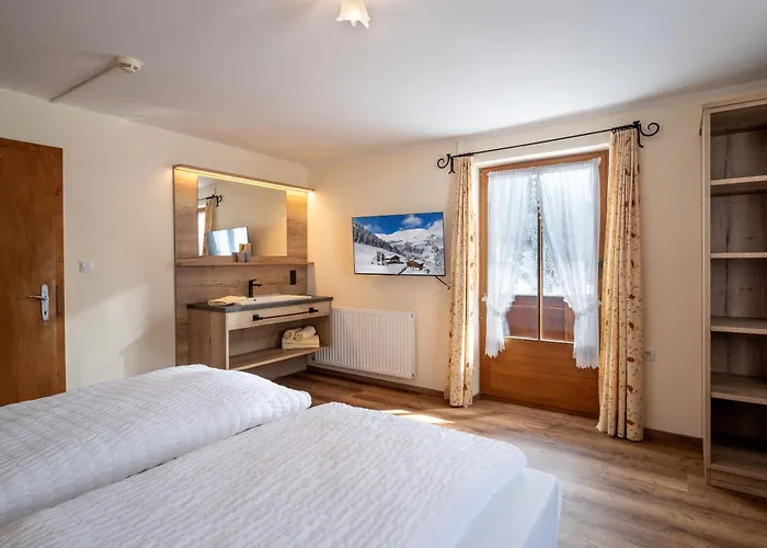 Berggasthof Geislerhof Homestay