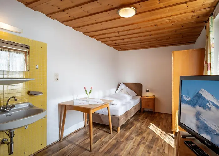 Homestay Berggasthof Geislerhof